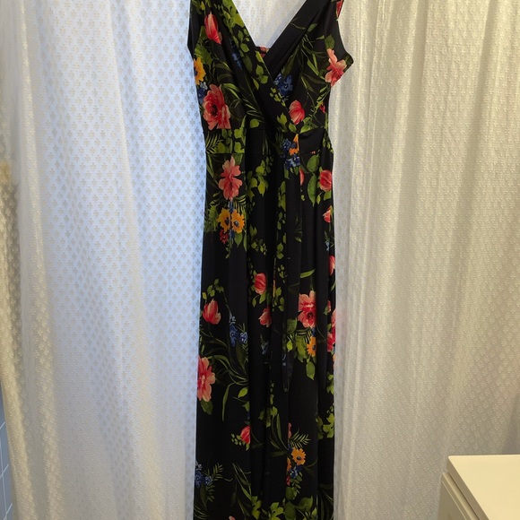 Maxi floral dress - Picture 4 of 4